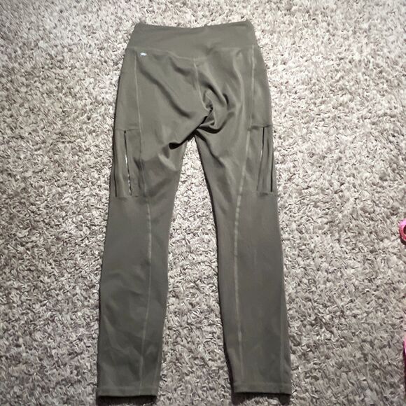 Fabletics Anywhere Motion365 Women's Small High-Waisted Moto 7/8  Leggings Green - Picture 3 of 8